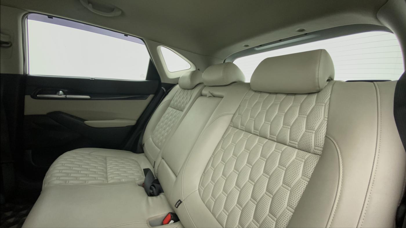 2019 KIA SELTOS HTX IVT 1.5 PETROL, Petrol, Automatic, 79,167 km, Right Side Rear Door Cabin