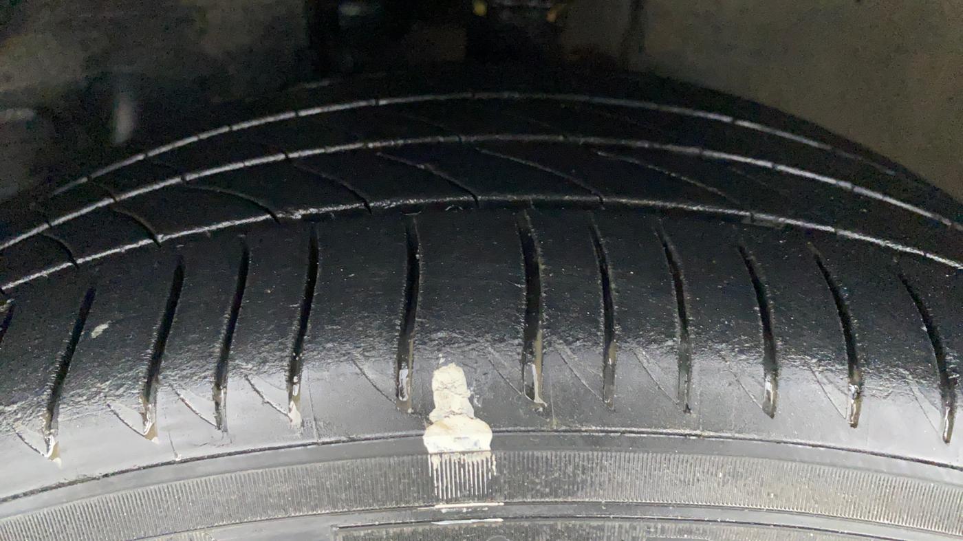 2014 Toyota Corolla Altis VL AT, Petrol, Automatic, 89,959 km, Left Front Tyre Tread