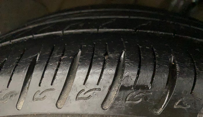 2019 Hyundai VENUE SX 1.0 TURBO, Petrol, Manual, 44,039 km, Right Front Tyre Tread
