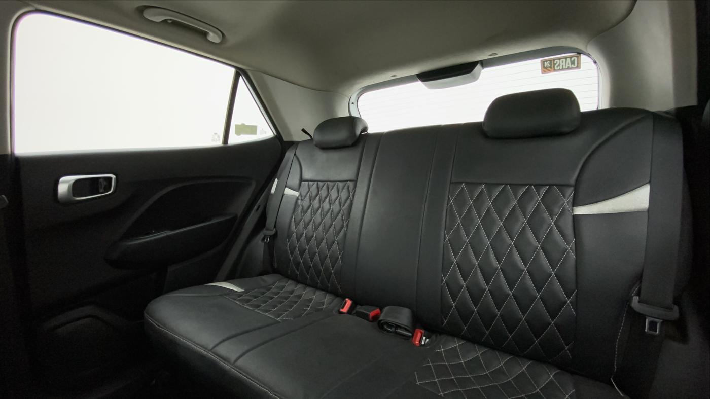 2019 Hyundai VENUE SX 1.0 TURBO, Petrol, Manual, 44,039 km, Right Side Rear Door Cabin