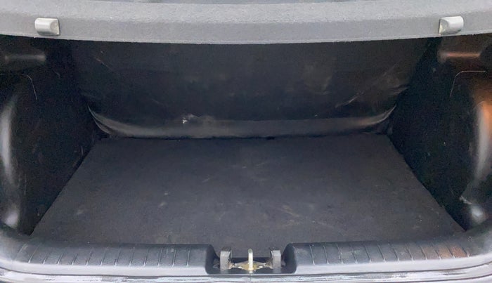 2019 Hyundai VENUE SX 1.0 TURBO, Petrol, Manual, 44,039 km, Boot Inside