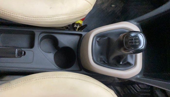 2019 Hyundai Grand i10 MAGNA 1.2 KAPPA VTVT CNG, CNG, Manual, 1,11,214 km, Gear Lever