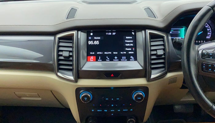 2017 Ford Endeavour 3.2l 4X4 AT Titanium, Diesel, Automatic, 39,662 km, Air Conditioner