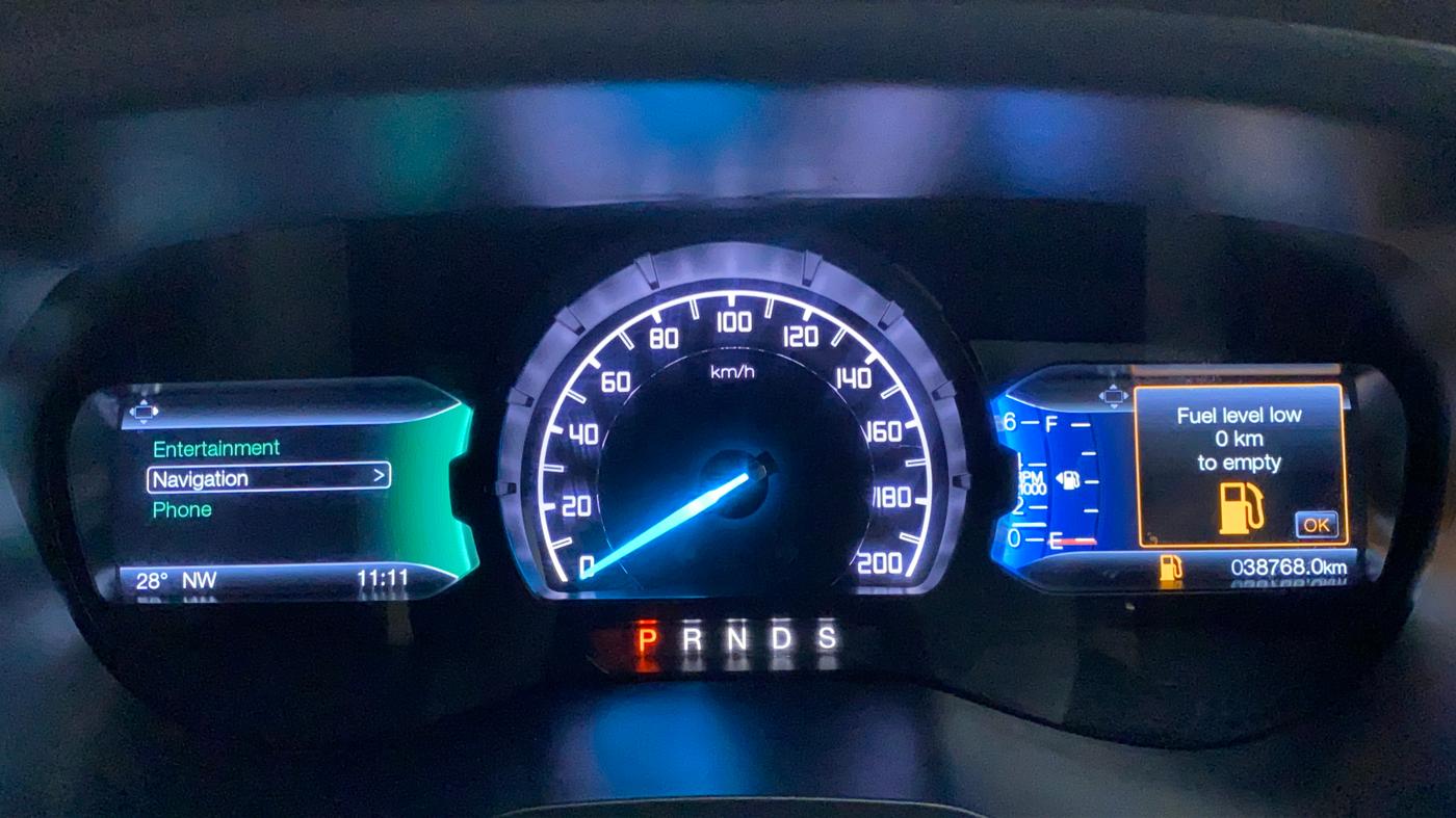 2017 Ford Endeavour 3.2l 4X4 AT Titanium, Diesel, Automatic, 39,662 km, Odometer Image