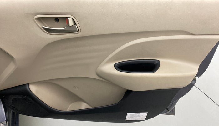 2018 Hyundai NEW SANTRO 1.1 SPORTZ MT CNG, CNG, Manual, 40,067 km, Driver Side Door Panels Control
