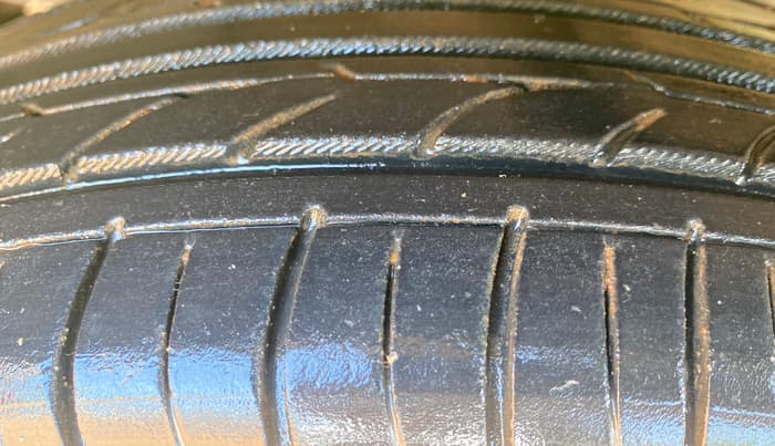 2013 Chevrolet Beat LT PETROL, Petrol, Manual, 78,198 km, Left Front Tyre Tread