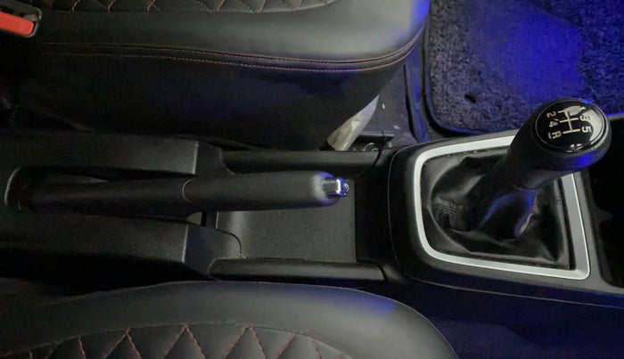 2021 Maruti Swift ZXI PLUS, Petrol, Manual, 30,277 km, Gear Lever