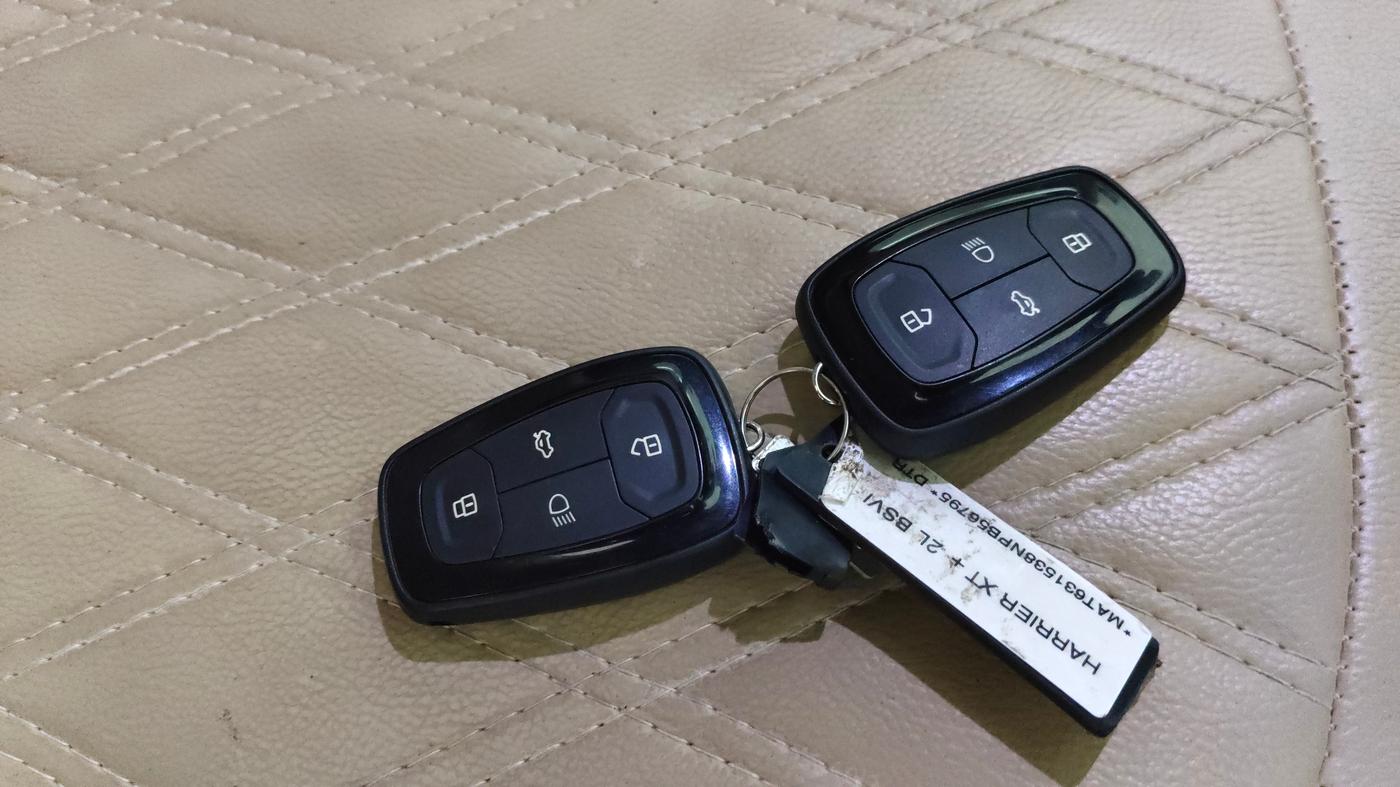 2022 Tata Harrier XT PLUS 2.0L KRYOTEC, Diesel, Manual, 42,219 km, Key Close Up