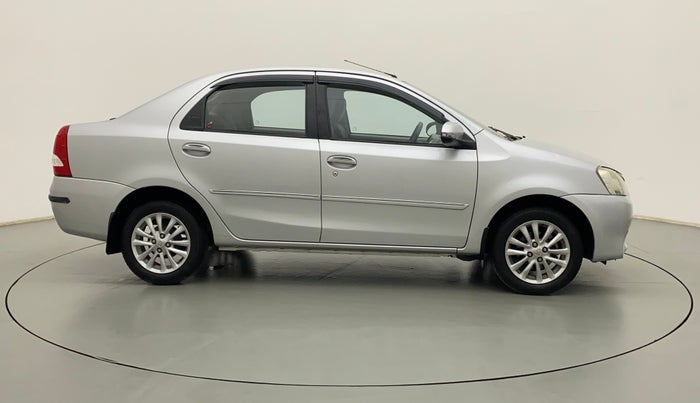 2015 Toyota Etios VX, Petrol, Manual, 14,512 km, Right Side View