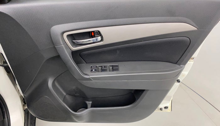 2017 Maruti Vitara Brezza ZDI PLUS, Diesel, Manual, 92,805 km, Driver Side Door Panels Control
