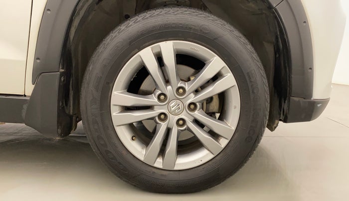 2017 Maruti Vitara Brezza ZDI PLUS, Diesel, Manual, 92,805 km, Right Front Wheel