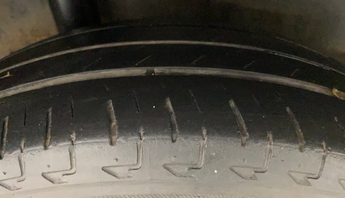 2017 Honda Jazz 1.2L I-VTEC V AT, Petrol, Automatic, 53,591 km, Right Rear Tyre Tread