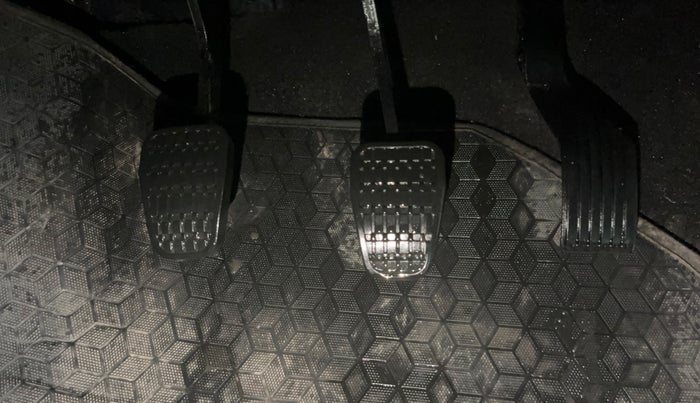 2022 Tata ALTROZ XE PETROL, Petrol, Manual, 45,892 km, Pedals