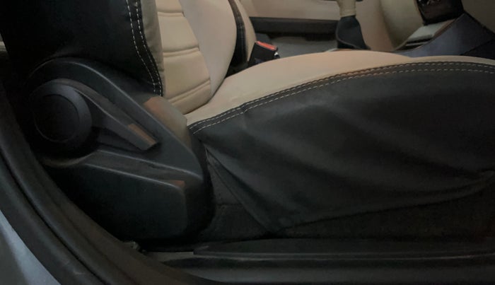 2022 Tata ALTROZ XE PETROL, Petrol, Manual, 45,892 km, Driver Side Adjustment Panel