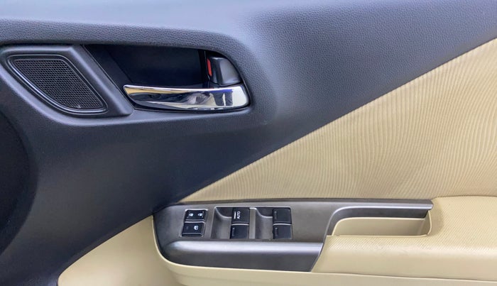 2016 Honda City 1.5L I-VTEC V MT, Petrol, Manual, 72,075 km, Driver Side Door Panels Control