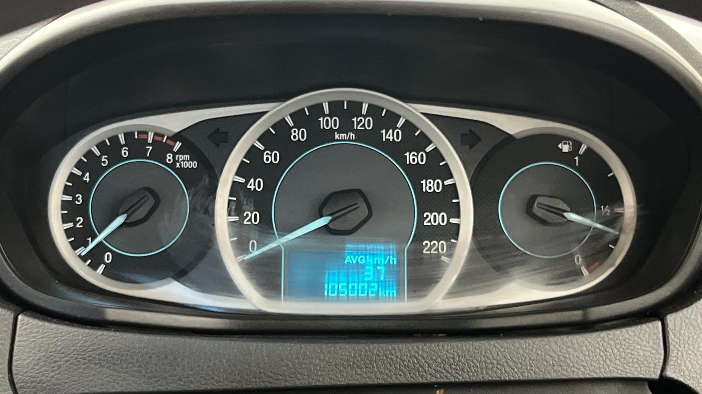 2015 Ford Figo Aspire TREND 1.2 PETROL, Petrol, Manual, 1,05,000 km, Odometer Image