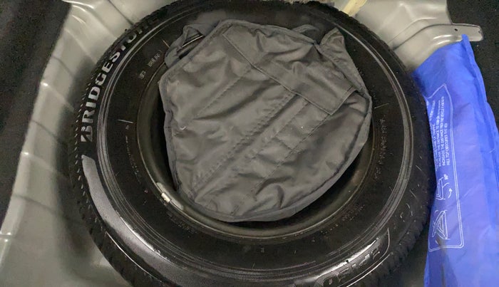 2023 Tata ALTROZ XZ PETROL, Petrol, Manual, 12,091 km, Spare Tyre