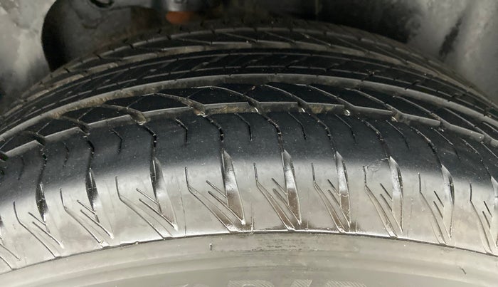 2022 Tata Safari XT+2.0 KRYOTEC, Diesel, Manual, 6,192 km, Left Rear Tyre Tread