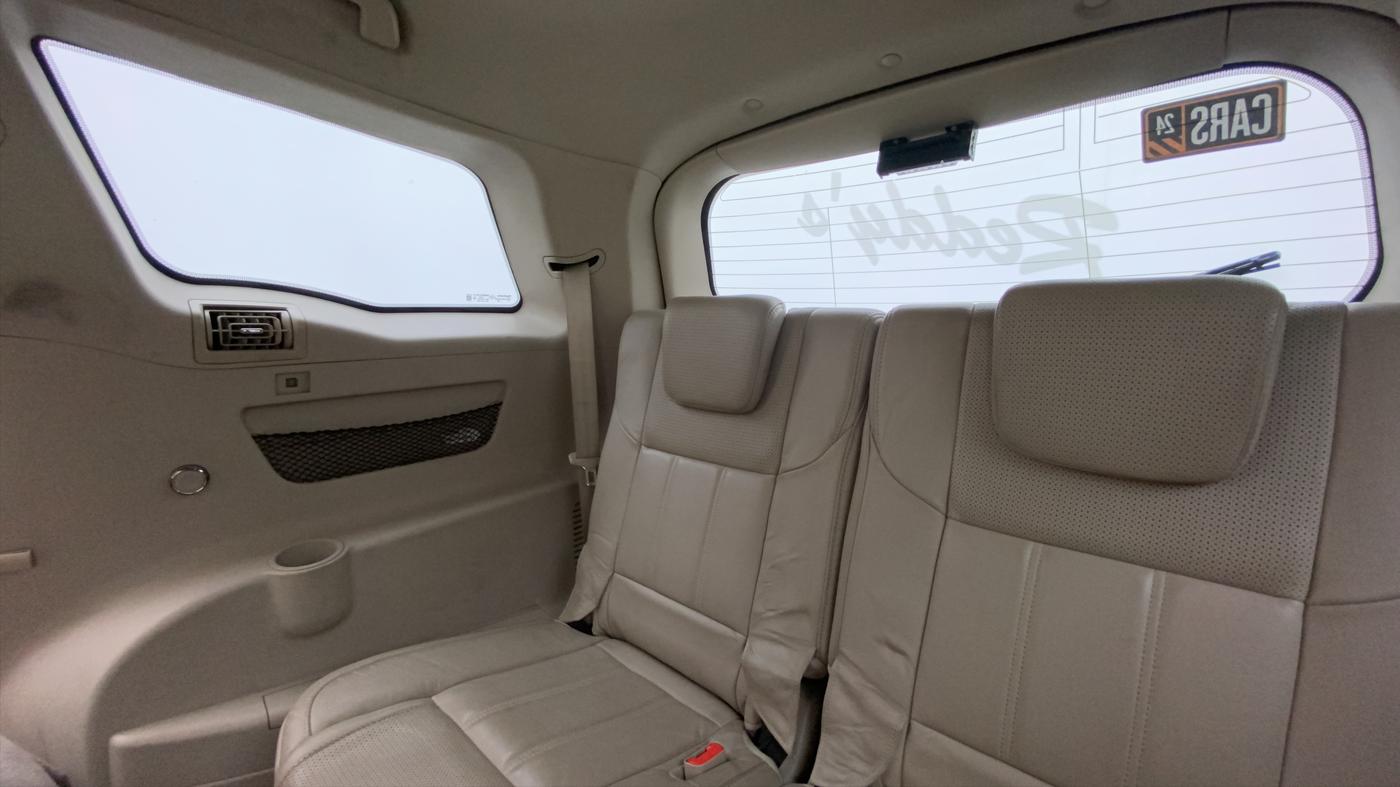2015 Mahindra XUV500 W8, Diesel, Manual, 1,01,670 km, Third Seat Row ( optional )