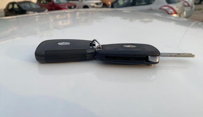 2018 Hyundai Verna 1.4 EX PETROL, Petrol, Manual, 78,708 km, Key Close Up