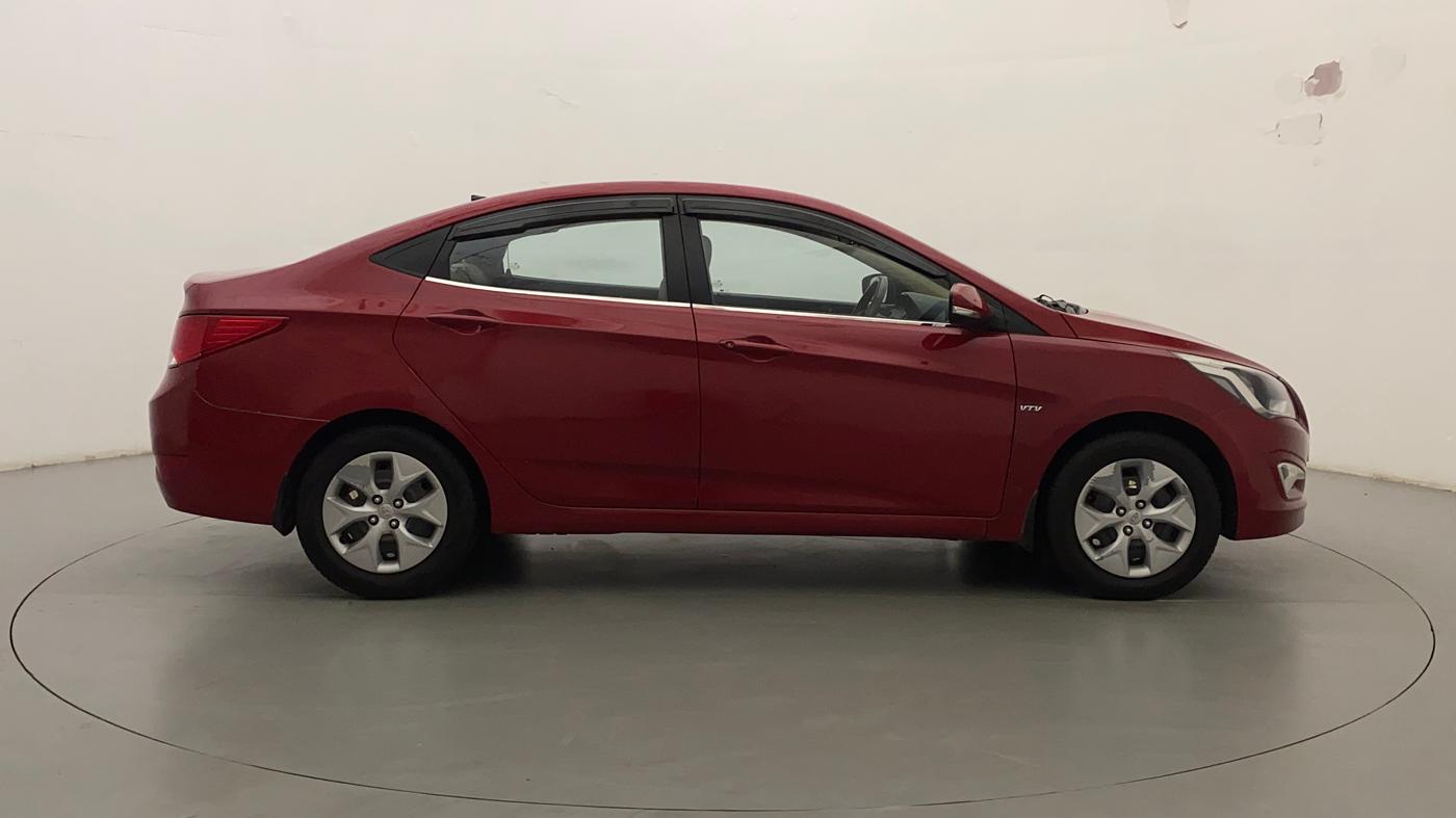 2017 Hyundai Verna 1.4 VTVT, CNG, Manual, 1,05,216 km, Right Side