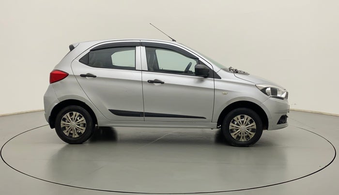 2017 Tata Tiago XE PETROL, Petrol, Manual, 1,19,094 km, Right Side View
