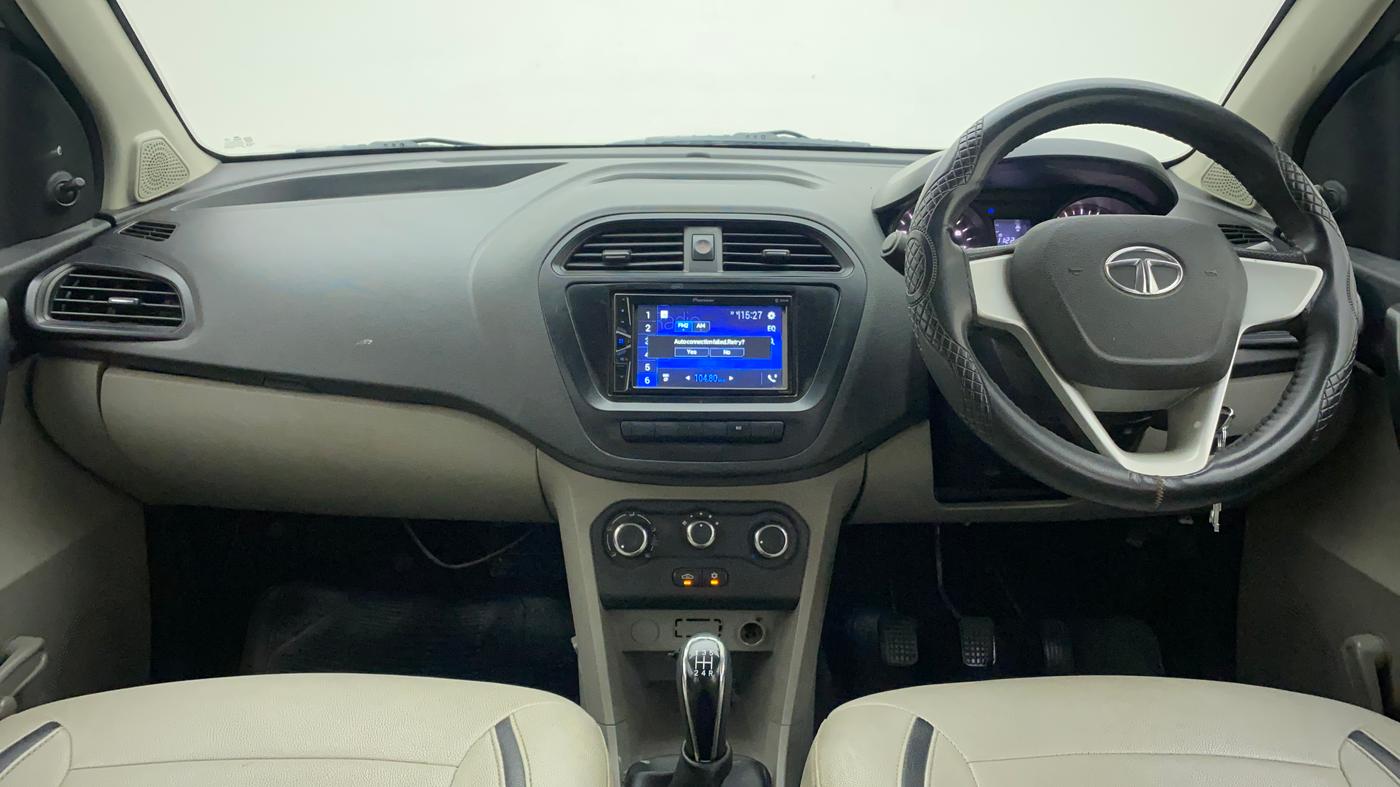 2017 Tata Tiago XE PETROL, Petrol, Manual, 1,19,101 km, Dashboard