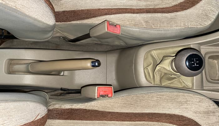 2013 Maruti Ertiga ZDI, Diesel, Manual, 88,520 km, Gear Lever