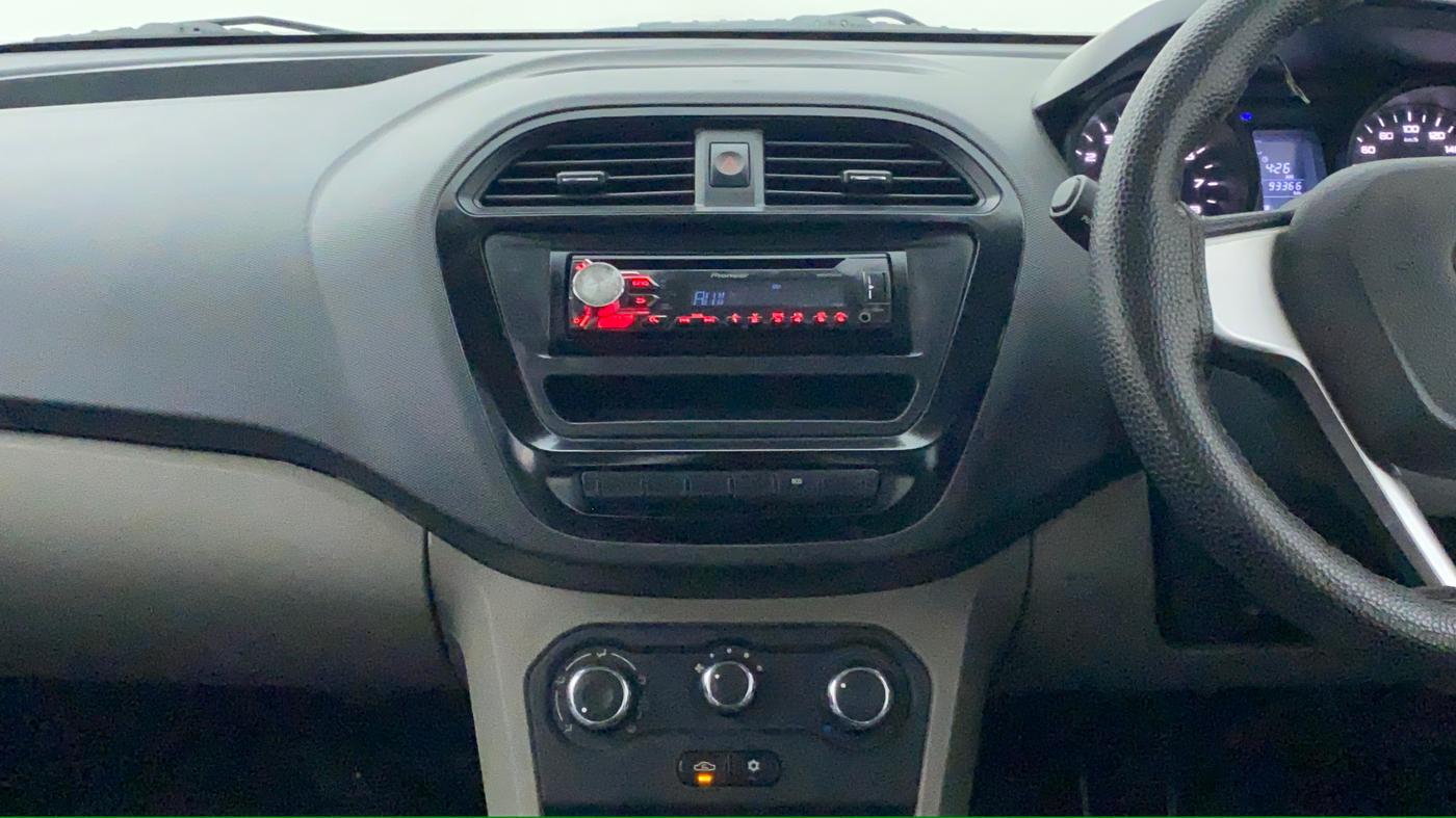 2017 Tata Tiago XM 1.05 REVOTORQ, Diesel, Manual, 93,992 km, Air Conditioner