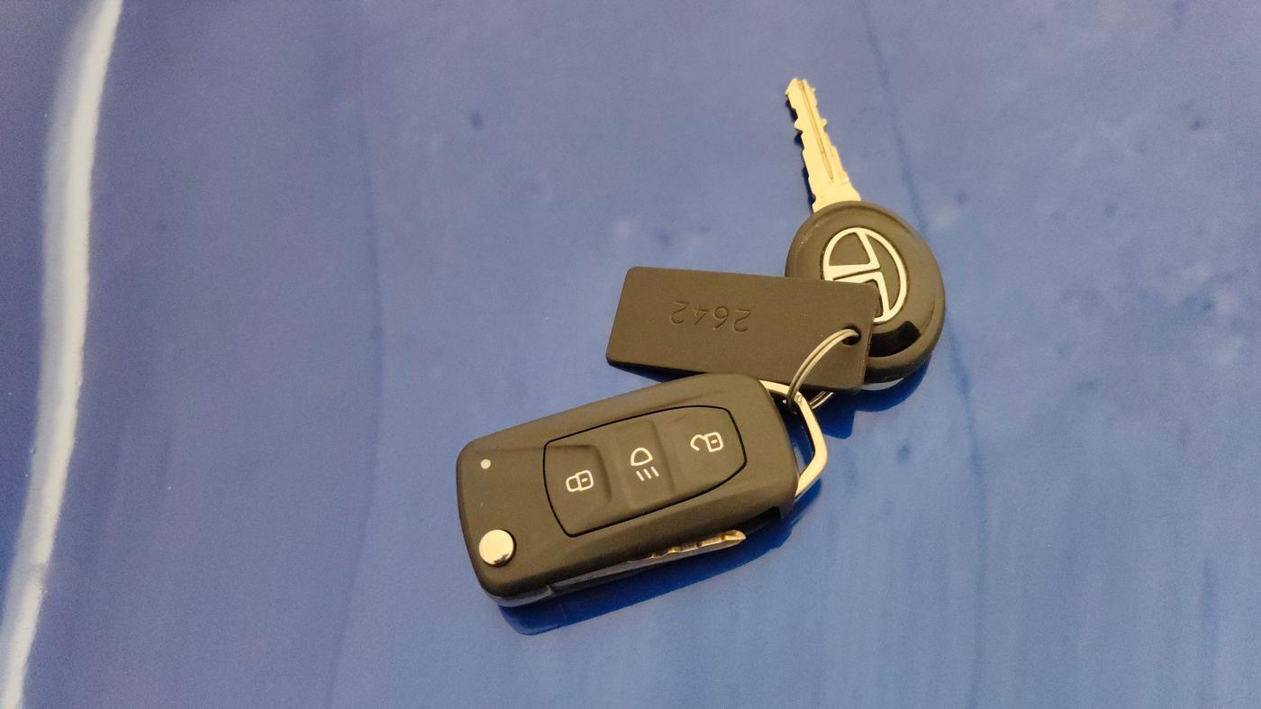 2014 Tata Zest XT PETROL, Petrol, Manual, 70,235 km, Key Close Up