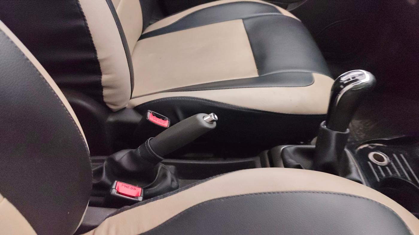 2014 Tata Zest XT PETROL, Petrol, Manual, 70,235 km, Gear Lever