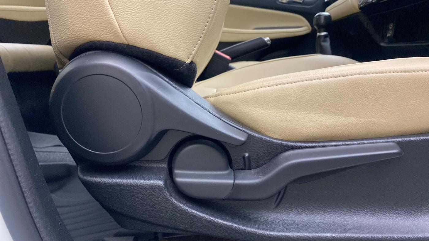 2020 Honda City 1.5L I-VTEC ZX, Petrol, Manual, 50,237 km, Driver Side Adjustment Panel