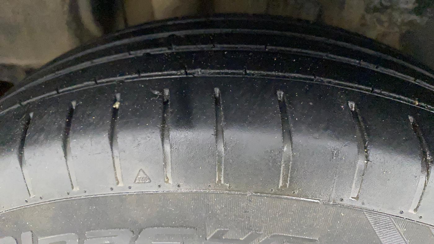 2018 Maruti Swift ZXI AMT, Petrol, Automatic, 56,327 km, Right Rear Tyre Tread