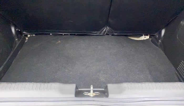 2018 Maruti Swift ZXI AMT, Petrol, Automatic, 56,327 km, Boot Inside