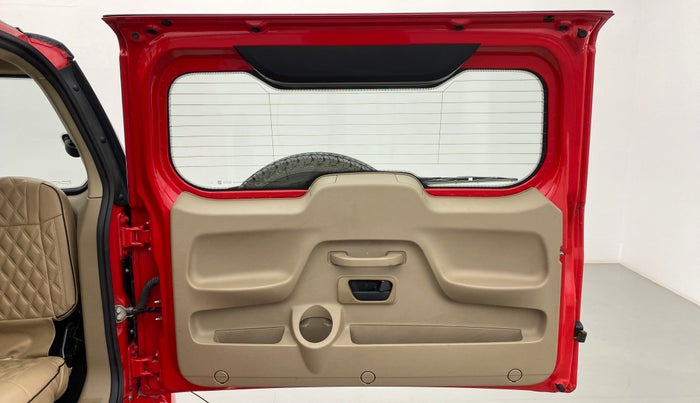 2019 Mahindra TUV300 T10 MT, Diesel, Manual, 15,843 km, Boot Door Open