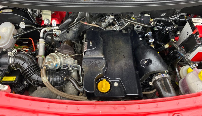 2019 Mahindra TUV300 T10 MT, Diesel, Manual, 15,843 km, Open Bonet