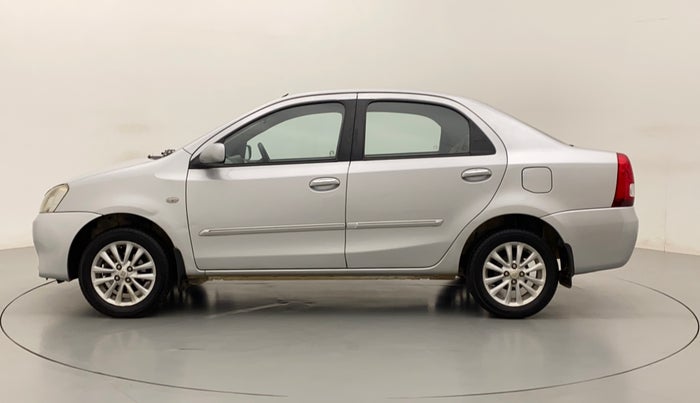 2011 Toyota Etios V, Petrol, Manual, 1,04,736 km, Left Side