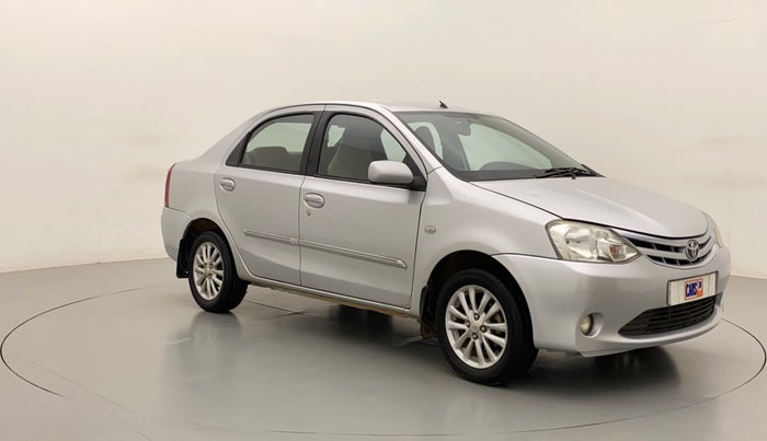 2011 Toyota Etios V, Petrol, Manual, 1,04,736 km, SRP