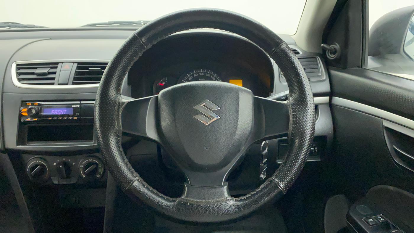 2015 Maruti Swift LXI, Petrol, Manual, 34,526 km, Steering Wheel Close Up