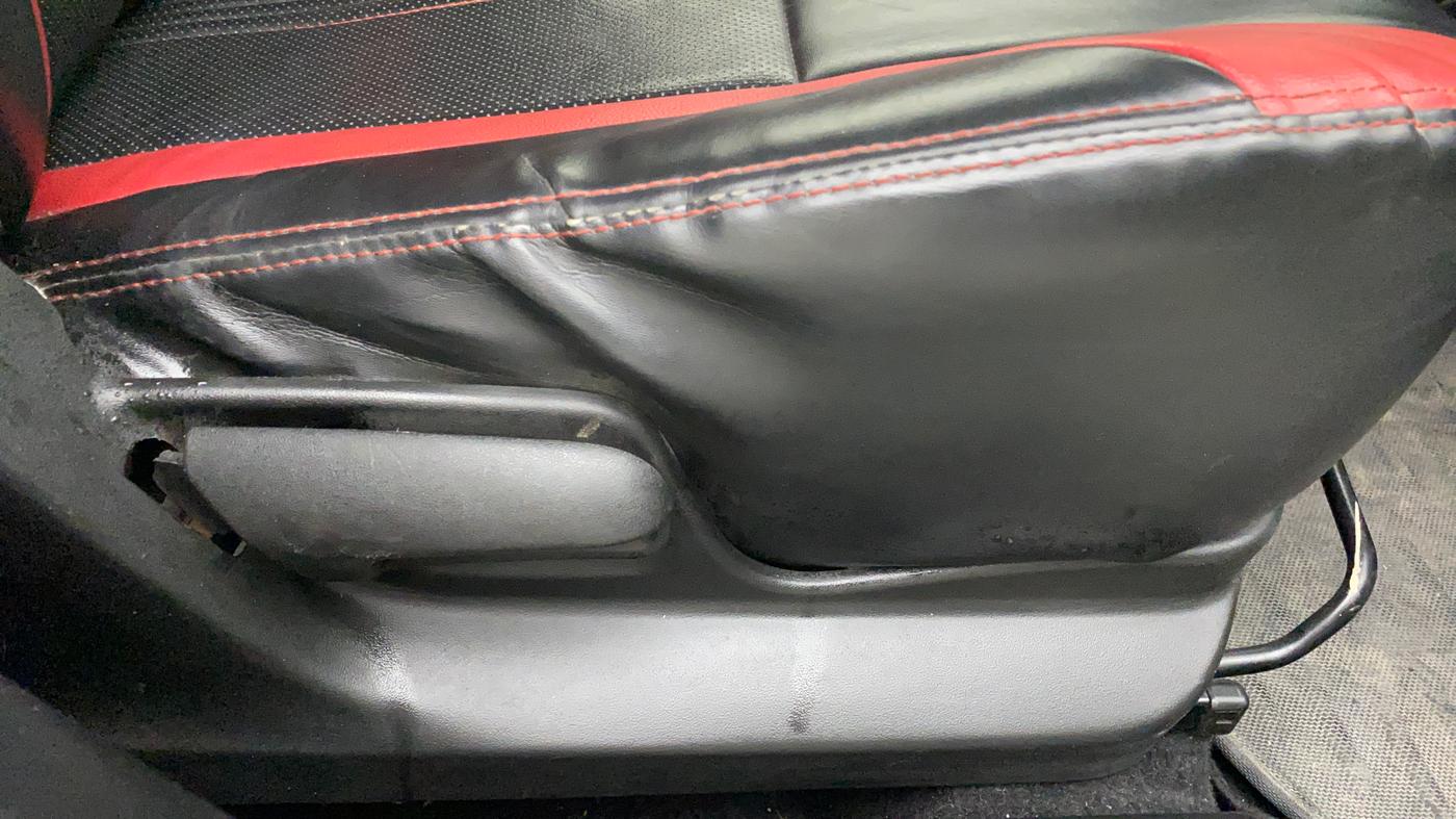 2015 Maruti Swift LXI, Petrol, Manual, 34,526 km, Driver Side Adjustment Panel