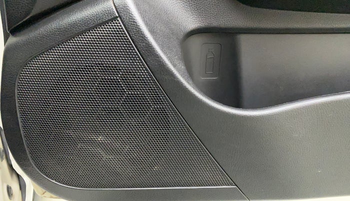 2015 Maruti Swift LXI, Petrol, Manual, 34,526 km, Speaker