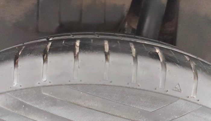 2021 Maruti Swift ZXI, Petrol, Manual, 53,551 km, Left Rear Tyre Tread