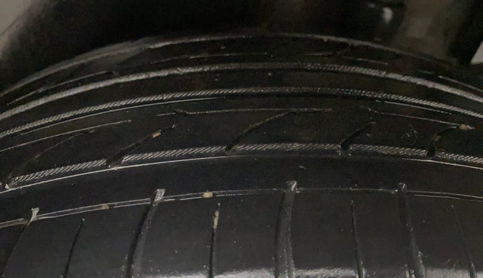 2019 KIA SELTOS HTX 1.5 DIESEL, Diesel, Manual, 86,180 km, Left Rear Tyre Tread