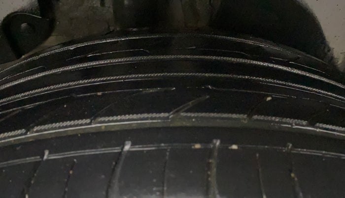 2019 KIA SELTOS HTX 1.5 DIESEL, Diesel, Manual, 86,180 km, Right Rear Tyre Tread