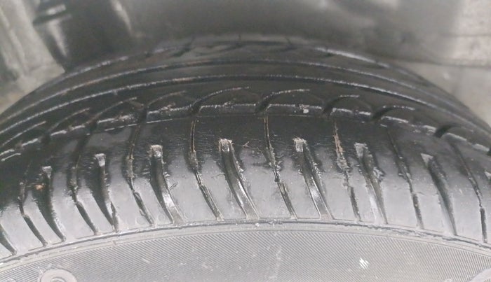 2017 Honda Amaze 1.2L I-VTEC S, Petrol, Manual, 56,959 km, Right Rear Tyre Tread