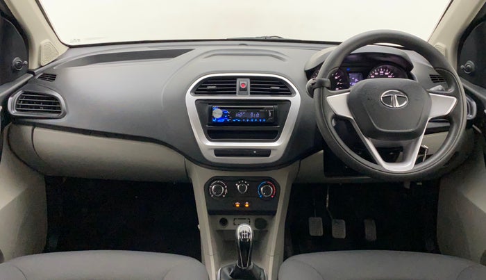 2017 Tata Tiago XM PETROL, Petrol, Manual, 29,795 km, Dashboard