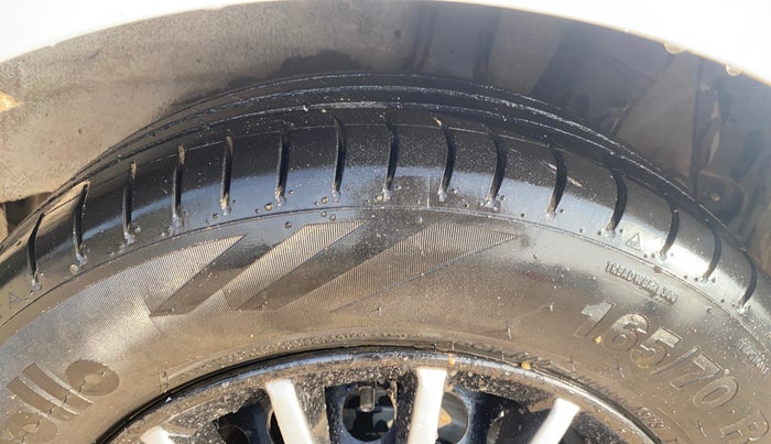 2018 Hyundai Grand i10 MAGNA 1.2 KAPPA VTVT, Petrol, Manual, 1,11,736 km, Left Rear Tyre Tread