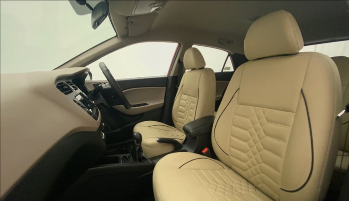 2019 Hyundai Elite i20 SPORTZ PLUS 1.2, Petrol, Manual, 6,970 km, Right Side Front Door Cabin