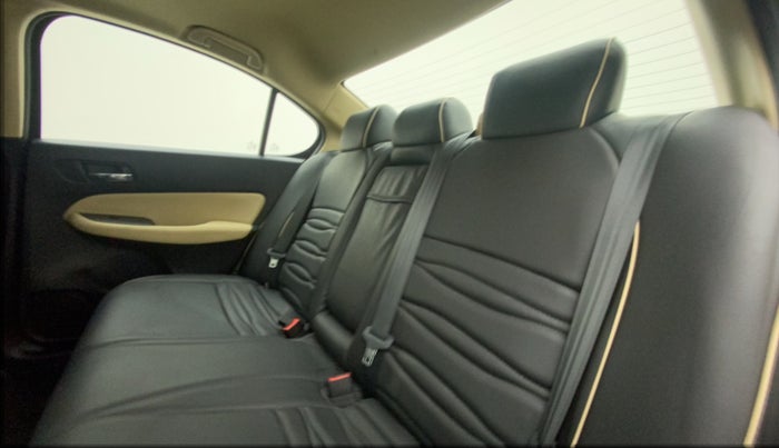 2022 Honda City 1.5L I-VTEC VX CVT, Petrol, Automatic, 20,236 km, Right Side Rear Door Cabin