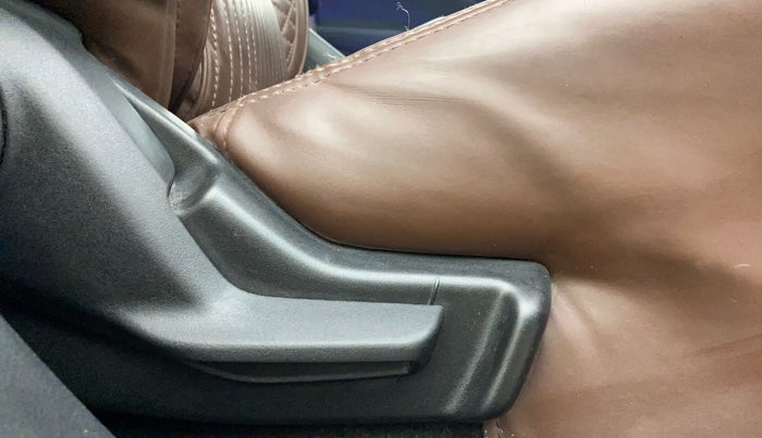 2023 Maruti Baleno SIGMA PETROL 1.2, CNG, Manual, 23,514 km, Driver Side Adjustment Panel